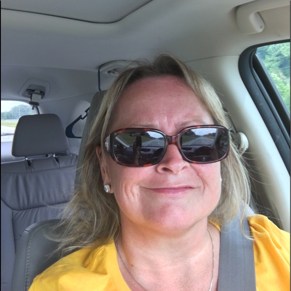 Meet your Posher, Norine